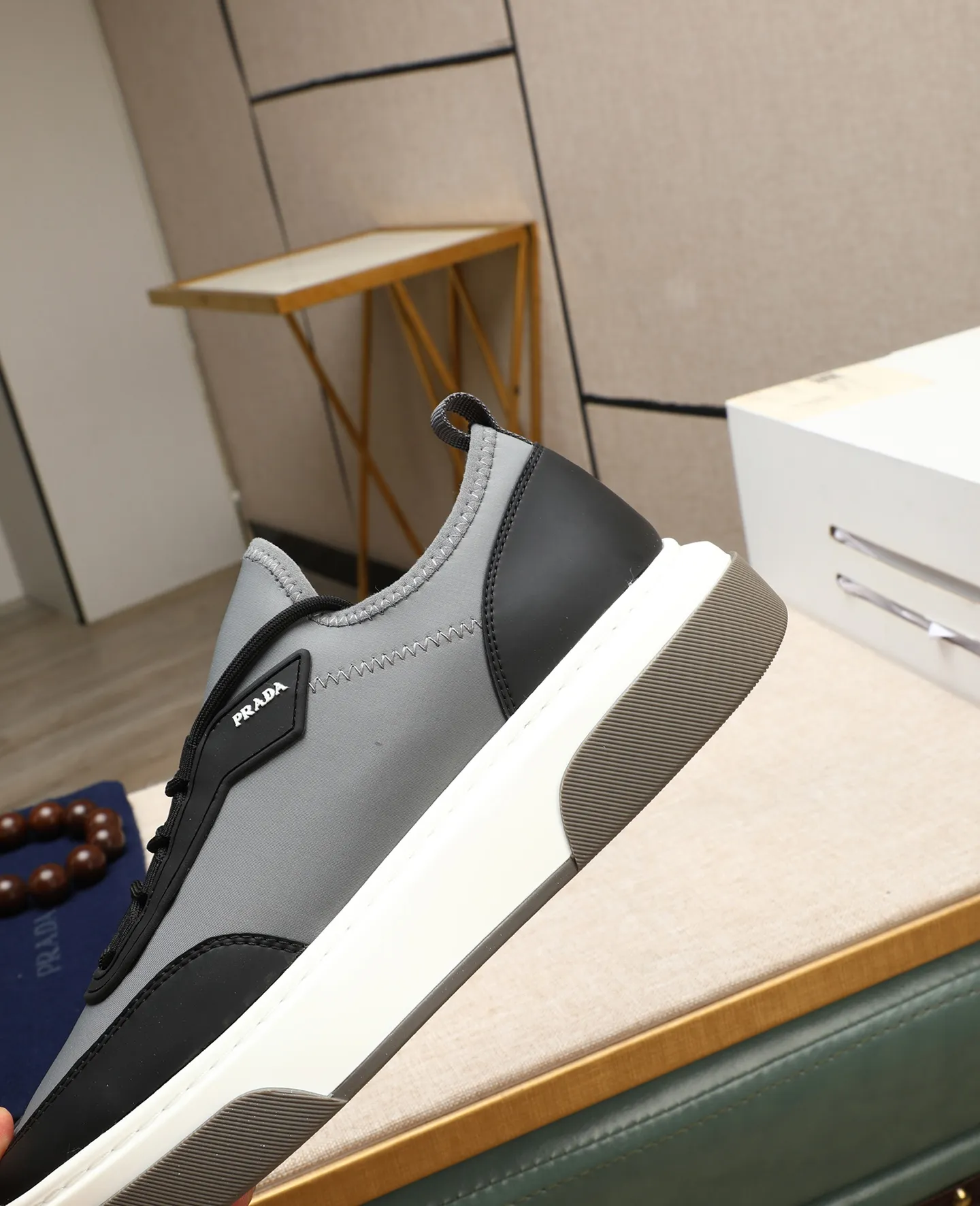 Men's shoes 💰580 [PRADA] Prada - High-end quality original order - Upper: 🔝 silk calfskin, brand canvas cloth, brand metal fasteners - Lining: mesh, foot pads; top-grade cowhide - Outsole: ultra-light TPU foam; molded outsole - Ultra-high quality control·Fine workmanship: highlighted (high-end·luxury·grade) -Size: 38-44 (45 can be customized) Wang